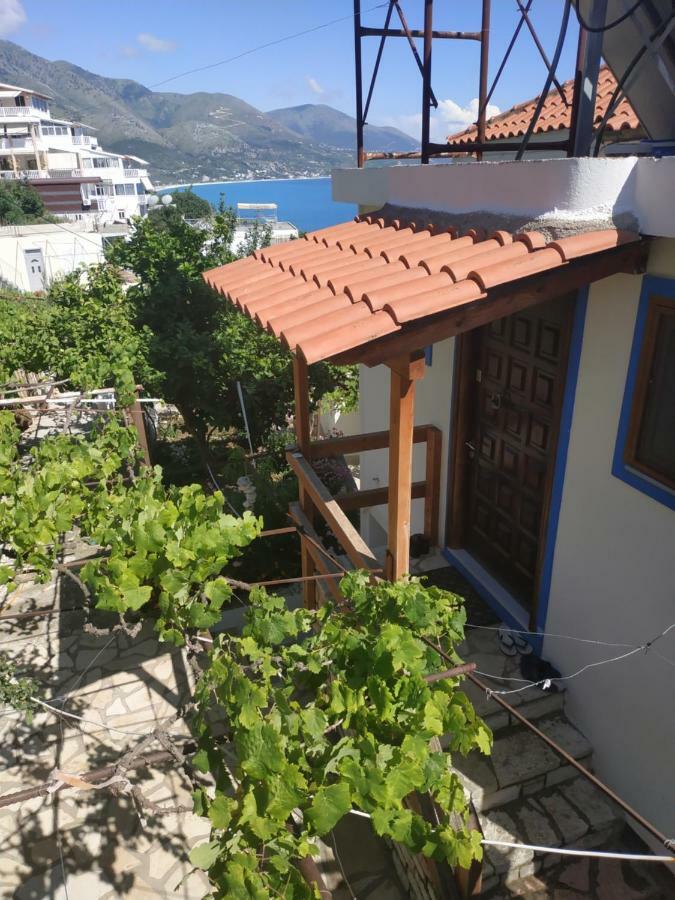 Q Bay Apartments Qeparo Exterior foto